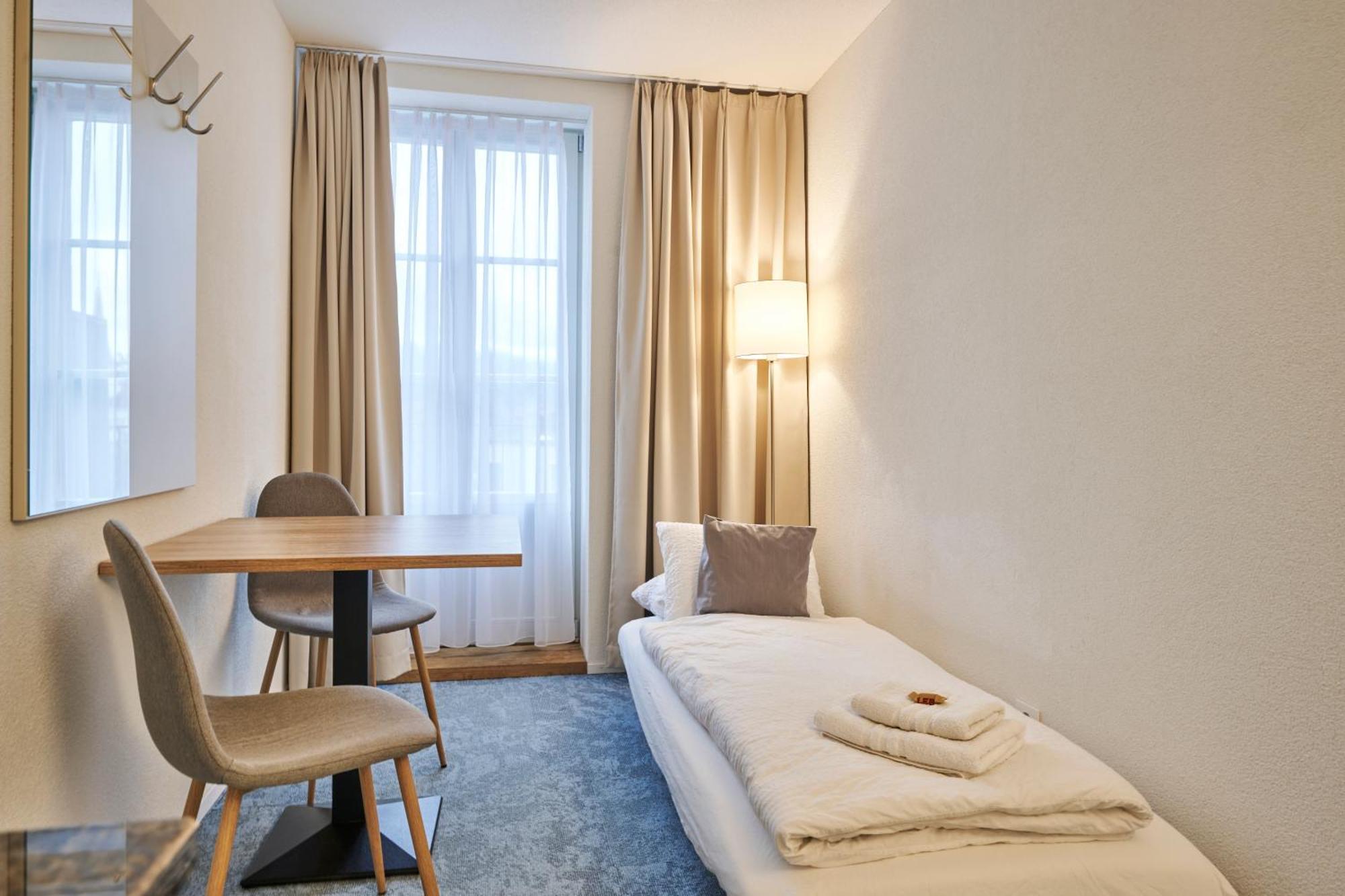 Aparthotel Krone - Self Check-In Unterseen Eksteriør bilde