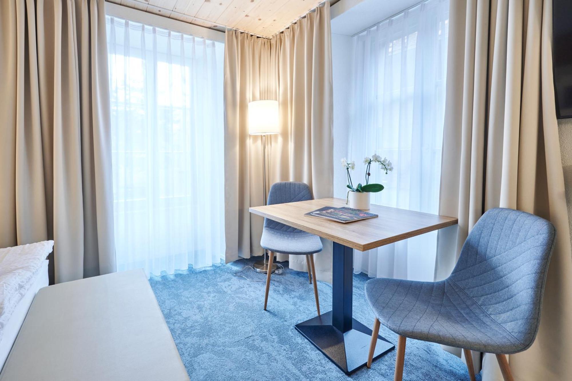 Aparthotel Krone - Self Check-In Unterseen Eksteriør bilde